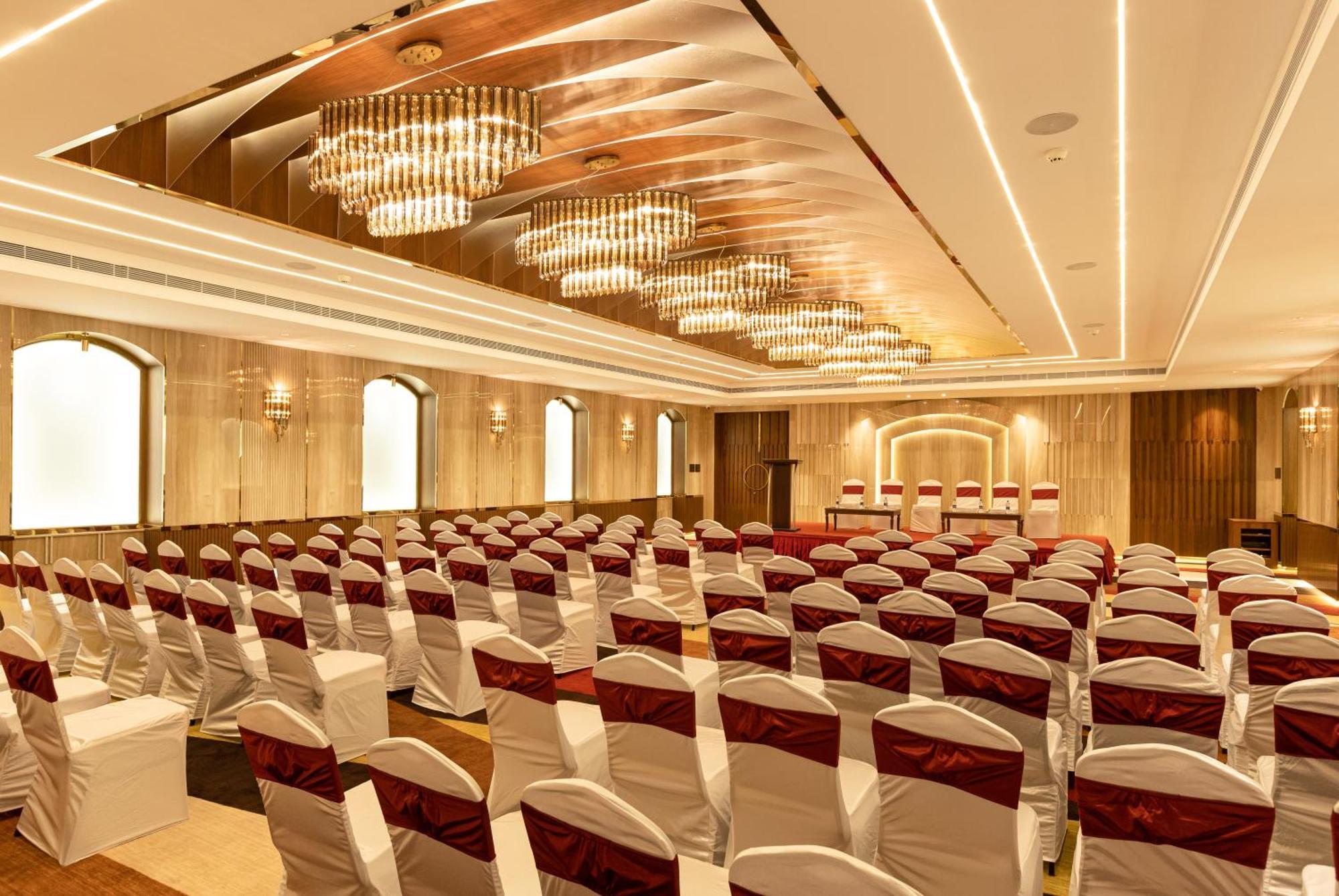 Hotel Jenneys Residency à Coimbatore Extérieur photo